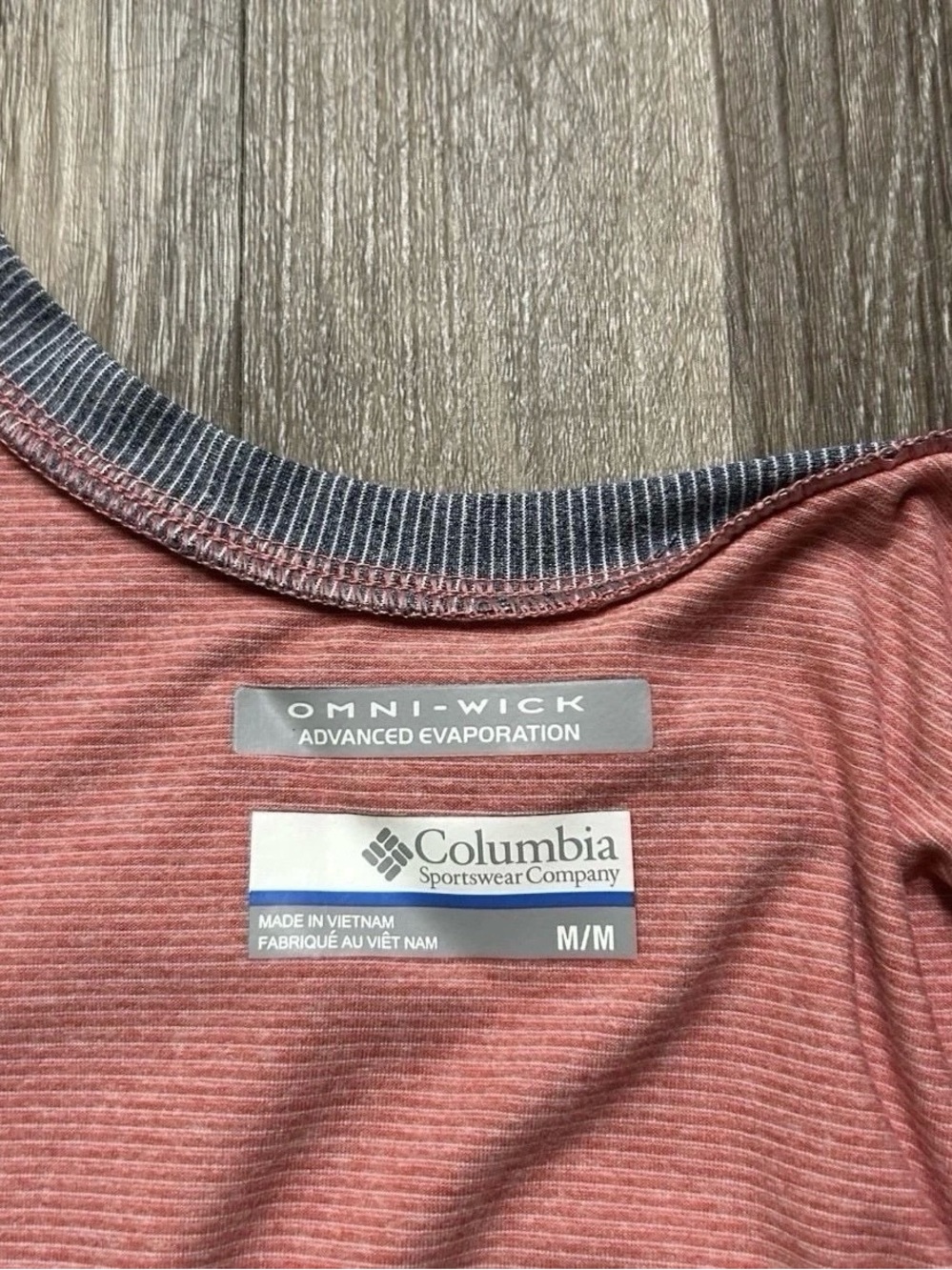 Women’s Columbia Red Omni Wick Advanced Evaporation Dress Size Medium Outdoor - Picture 4 of 4